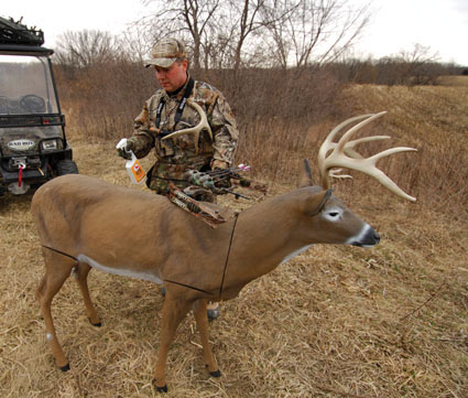 deer decoy hunting